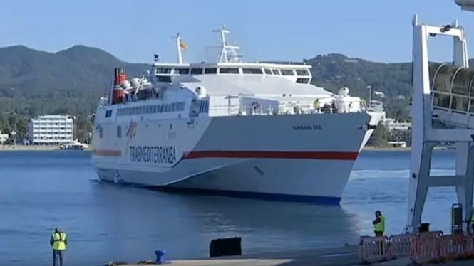 La línia marítima Gandia-Eivissa supera els 15.000 passatgers en cinc mesos