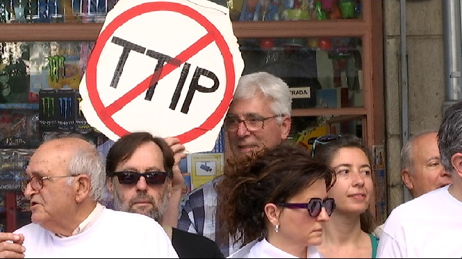 Contra+els+tractats+de+comer%C3%A7+TTIP+i+CETA