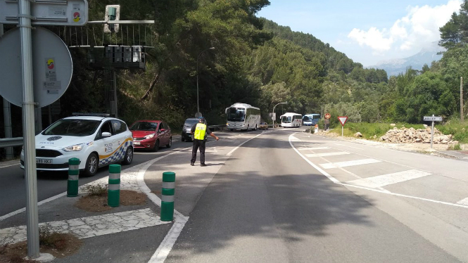 L’avaria d’un camió obliga tancar el túnel de Sóller