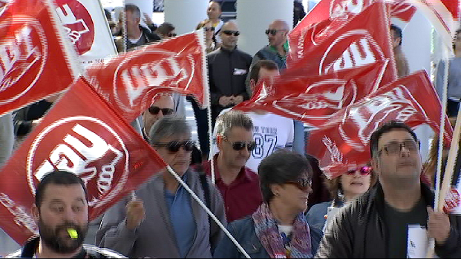 Protesta+dels+treballadors+de+l%E2%80%99aeroport+contra+la+precaritzaci%C3%B3+laboral