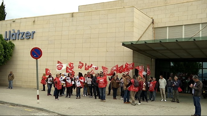 Vaga+dels+treballadors+de+la+neteja+de+KLE