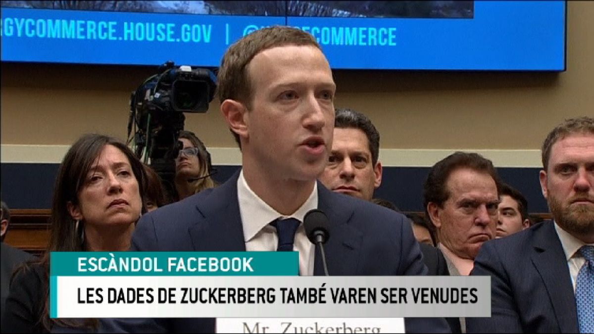 Zuckerberg+admet+que+les+seves+dades+personals+tamb%C3%A9+varen+ser+venudes